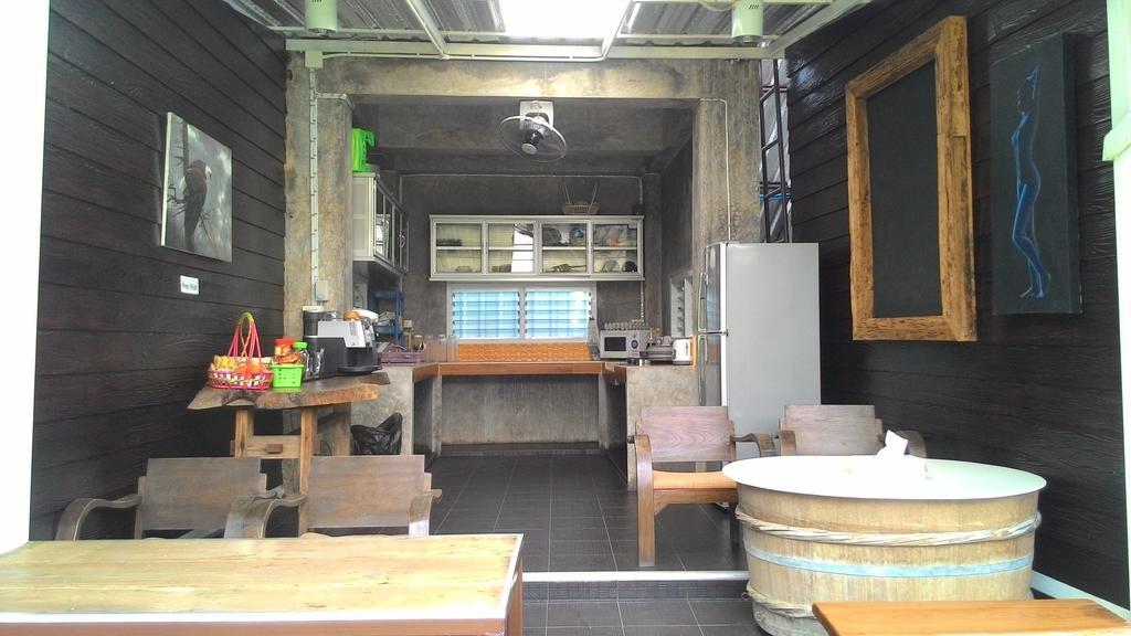 Zan Pla Nade Guesthouse เชียงราย ภายนอก รูปภาพ