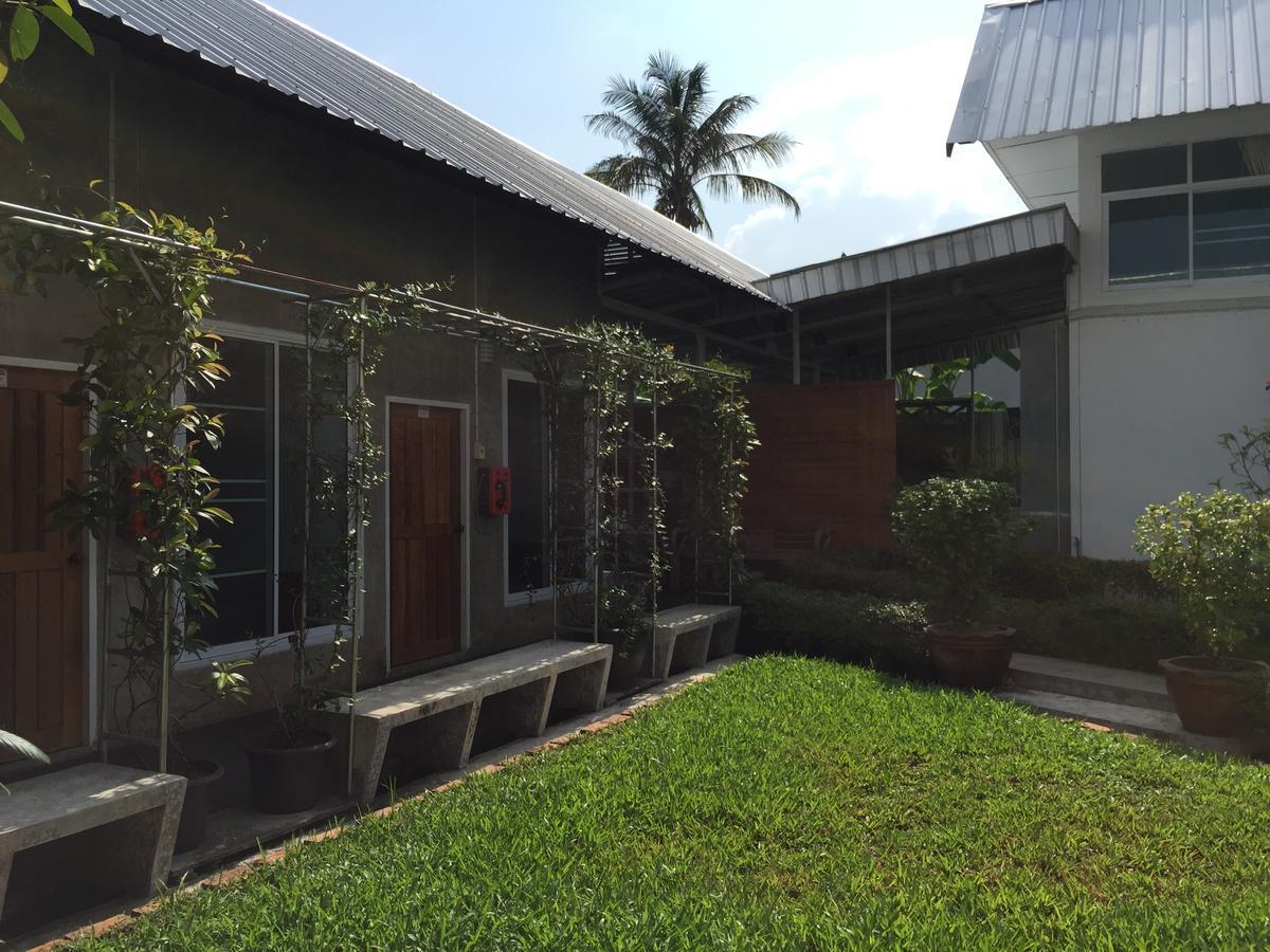 Zan Pla Nade Guesthouse เชียงราย ภายนอก รูปภาพ