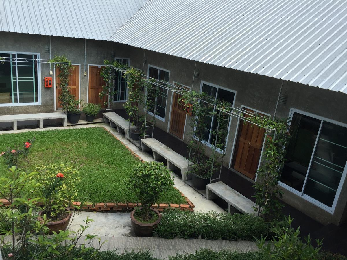 Zan Pla Nade Guesthouse เชียงราย ภายนอก รูปภาพ
